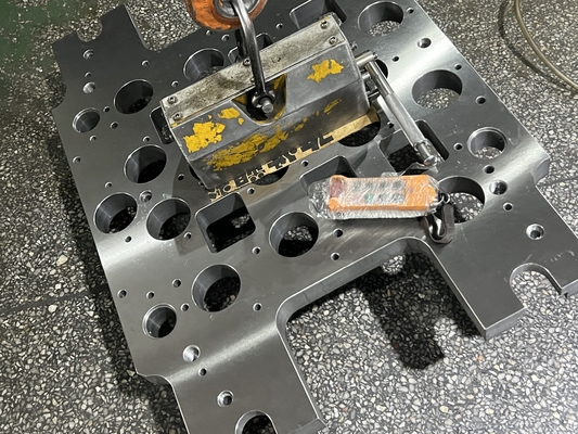 Podstawa formy wtryskowej do obróbki CNC z 1.2738/1.2083/P80/D2/H13
